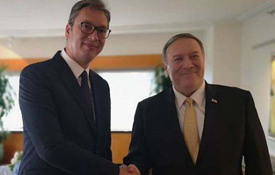 Vučić zamolio Pompea da Priština ukine takse
