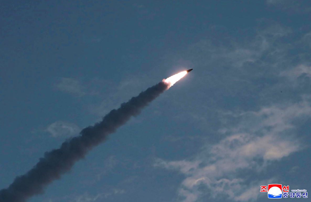 Sjeverna Koreja lansirala još dvije rakete, preletjele 220km