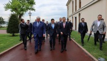 Počeli trilateralni pregovori Ukrajine, SAD i Turske