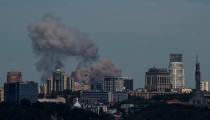 Novi napadi na Kijev nakon sankcija SAD i EU ruskom energetskom sektoru