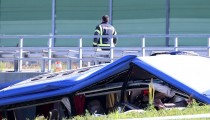 U udesu poljskog autobusa stradalo 12 hodočasnika
