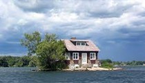 Najmanje naseljeno ostrvo na svijetu, stane jedna kuća i drvo