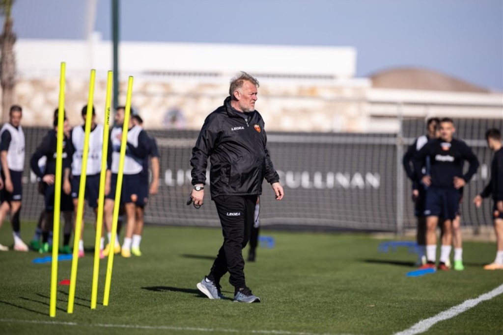 Robert Prosinečki (foto: FSCG) Prosinečki odabrao za septembarske mečeve