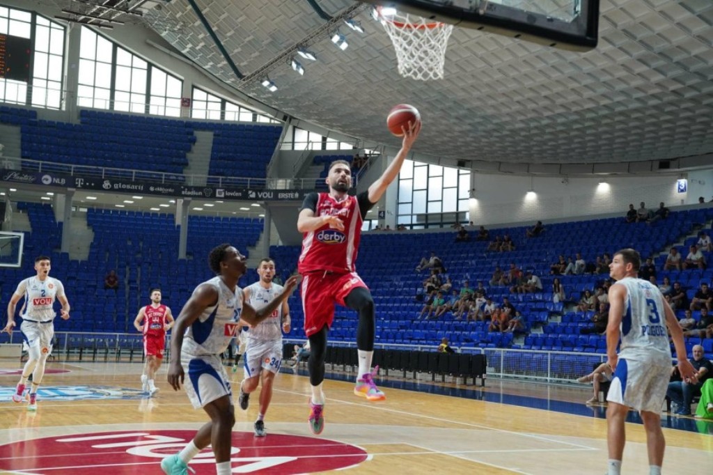 (foto: KK Derbi) Budućnost Voli i Derbi spremni za drugi duel