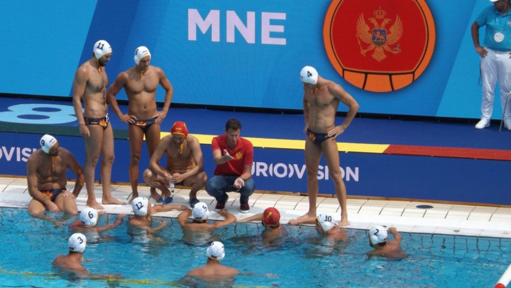 Crna Gora večeras sa Španijom