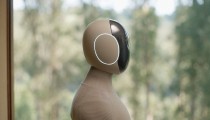 Robot „Džetsons” konačno stiže: Android Neo Gama pomaže u kućnim poslovima (video)